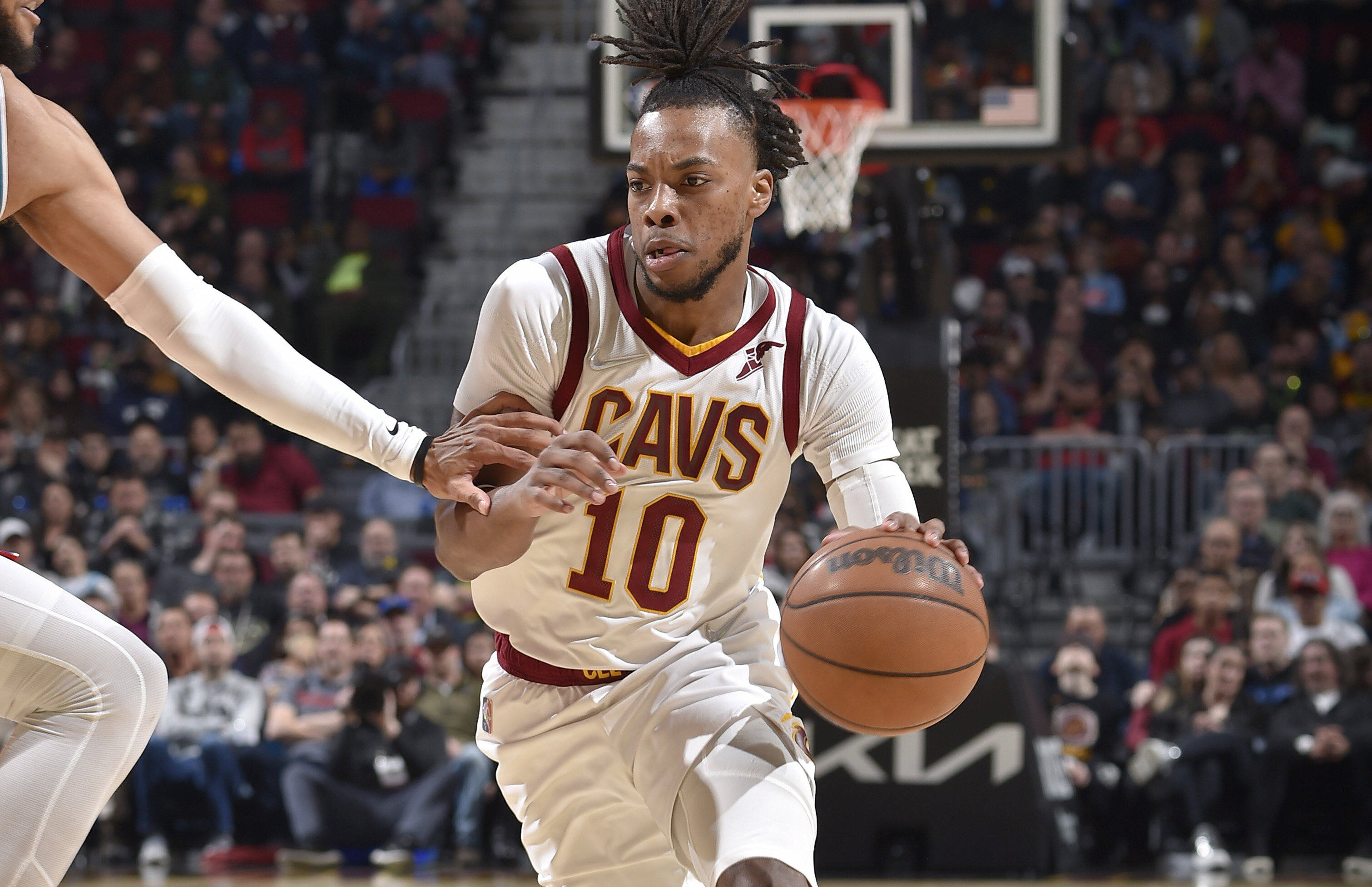 奇才险胜篮网B队，米切尔送出助攻