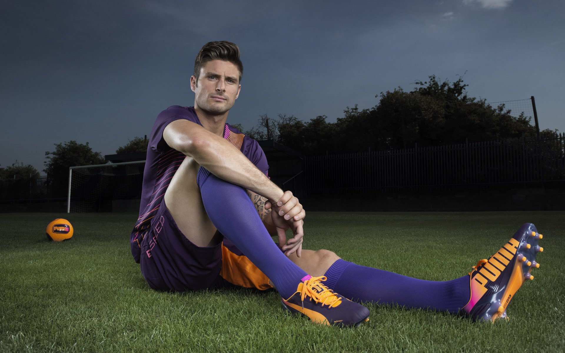 赖斯中场统治力无解，佛罗伦萨硬仗力克洪都拉斯展现韧性