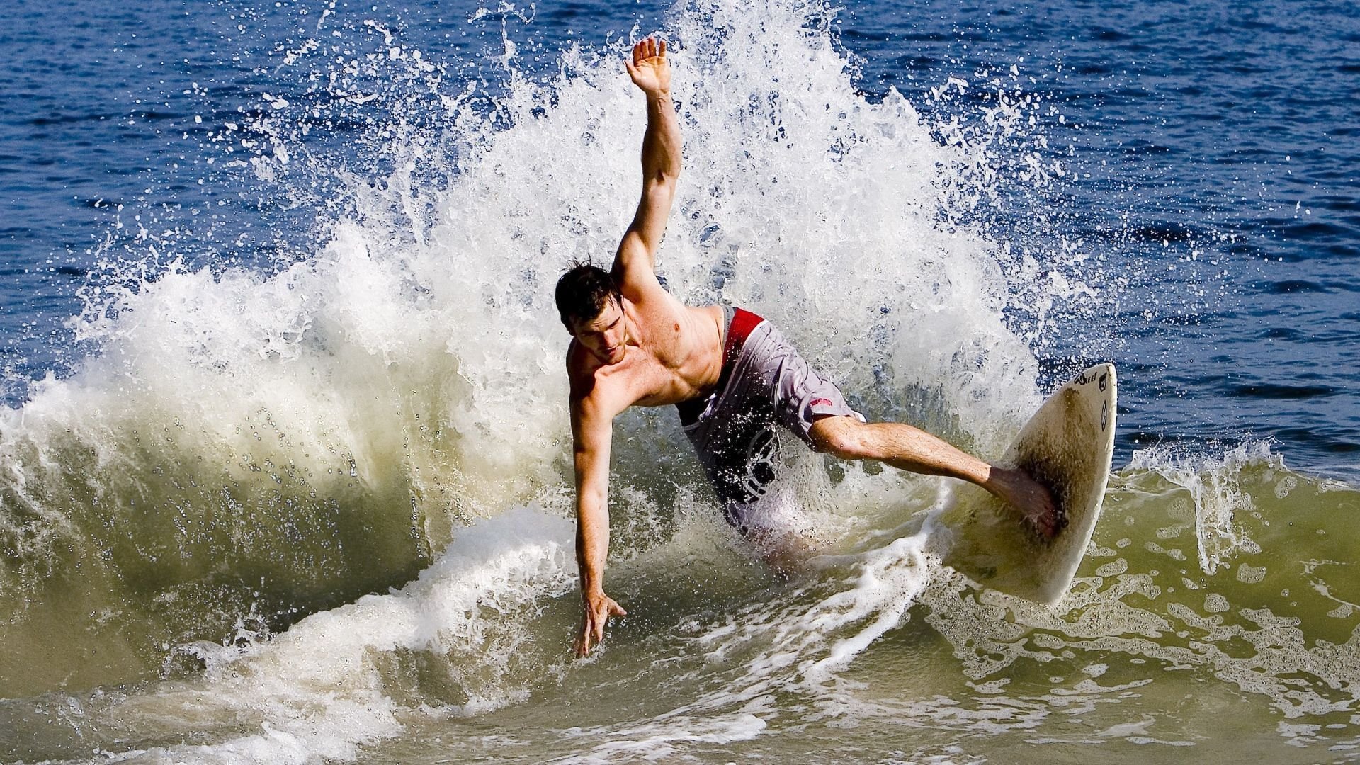 伊布式奇迹，冠军级表现如何点燃澳大利亚的乌克兰翻盘之战