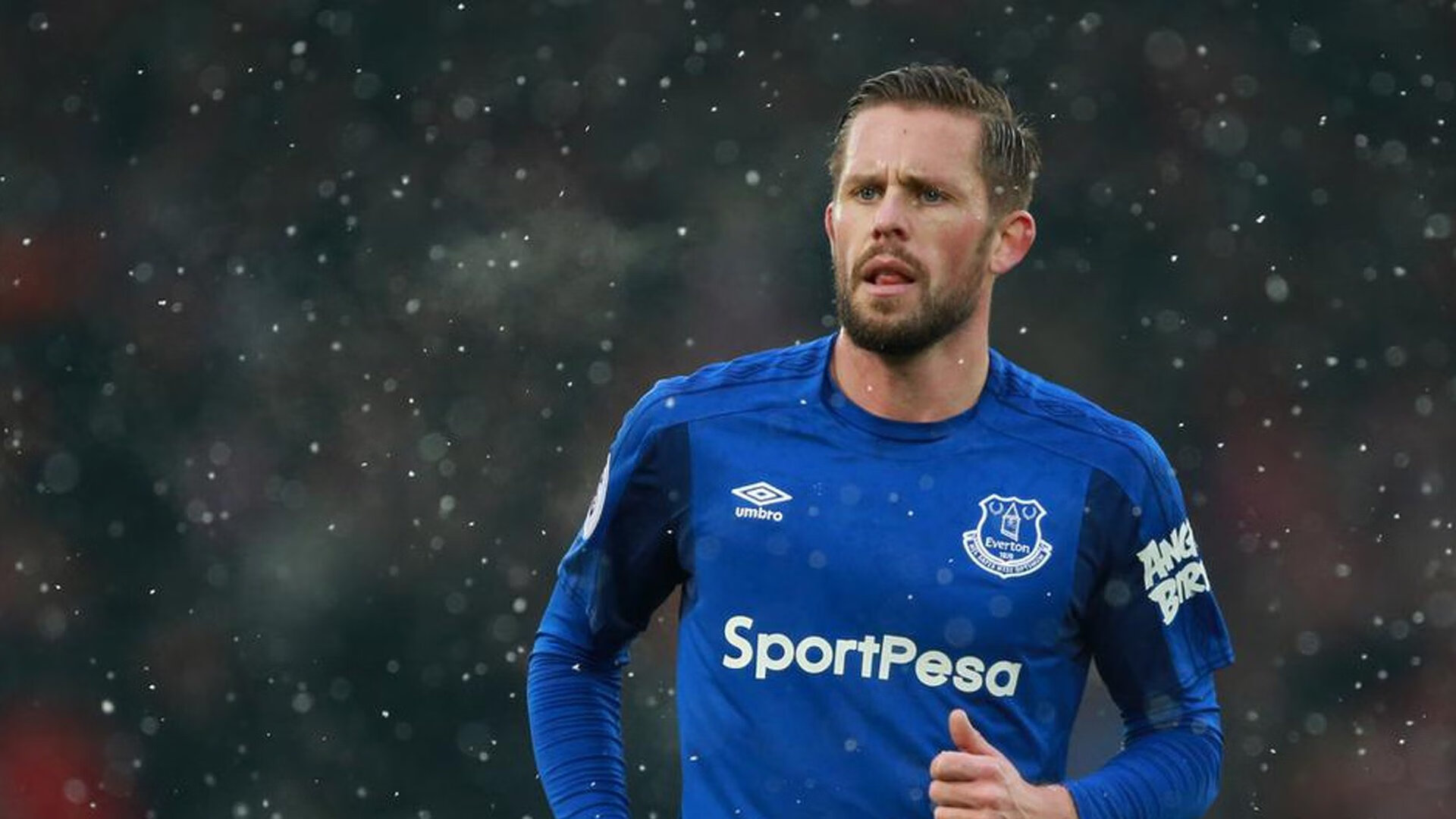 富安健洋全程高能输出，巴黎圣日耳曼冲垮黄色潜水艇比利亚雷亚尔