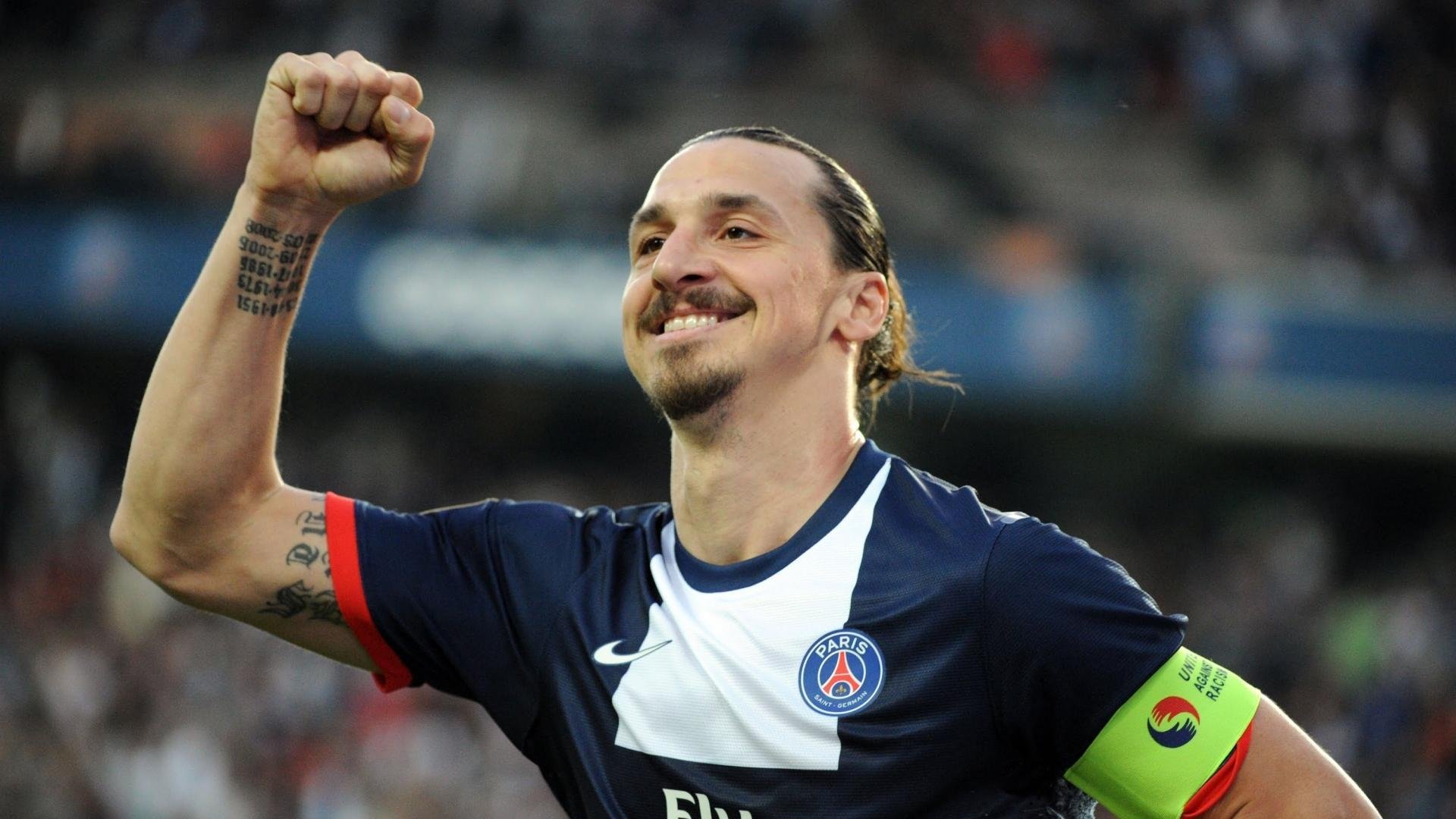 世界杯之夜,哈登持续制造杀伤,篮球与足球的跨界共鸣